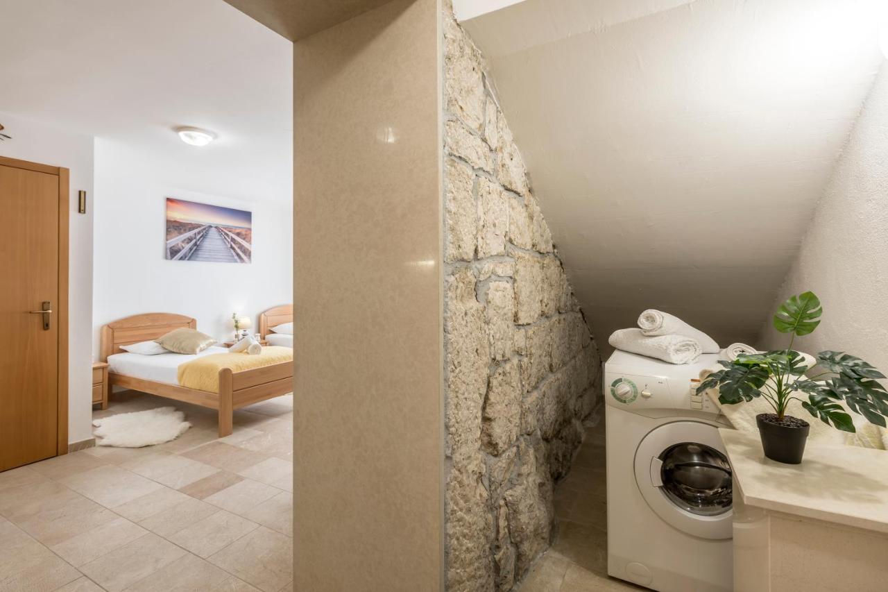 Villa Loza - Resort Moja Stina Seoca Bagian luar foto