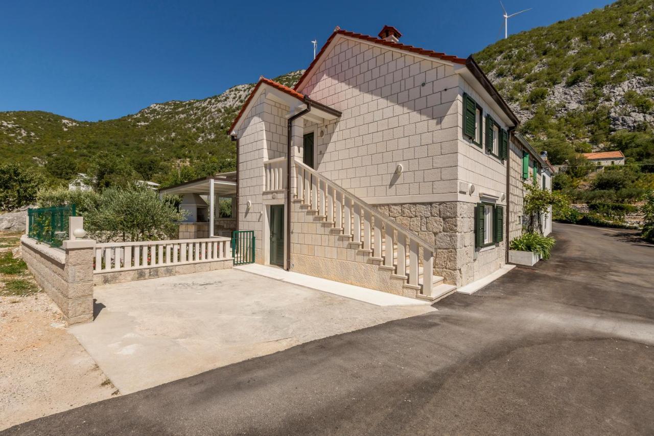 Villa Loza - Resort Moja Stina Seoca Bagian luar foto